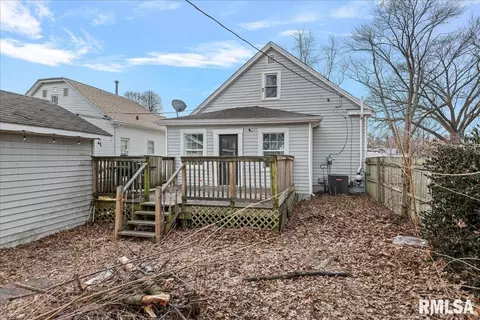 Exterior - 443 W Vine St, Springfield, IL 62704 photo 2 of 3