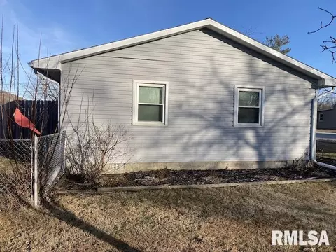 Other - 706 E Madison St, Casey, IL 62420 photo 4 of 15
