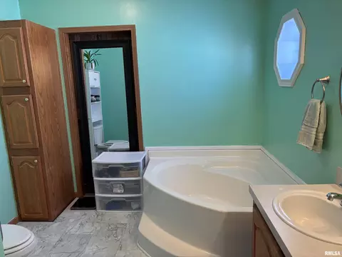 Bath - 400 W Collins St, Mendon, IL 62351 photo 1 of 2
