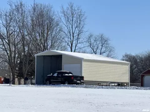 Other - 400 W Collins St, Mendon, IL 62351 photo 3 of 4