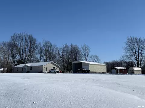 Other - 400 W Collins St, Mendon, IL 62351 photo 1 of 4