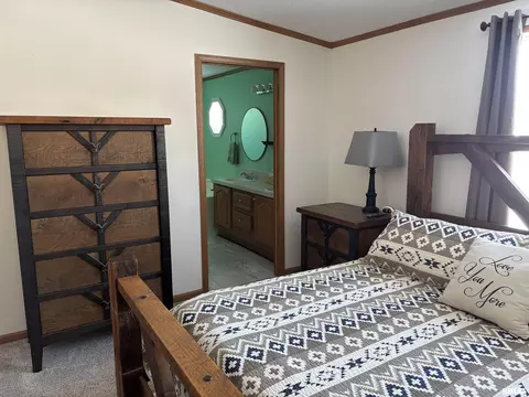 Bedroom - 400 W Collins St, Mendon, IL 62351 photo 3 of 5