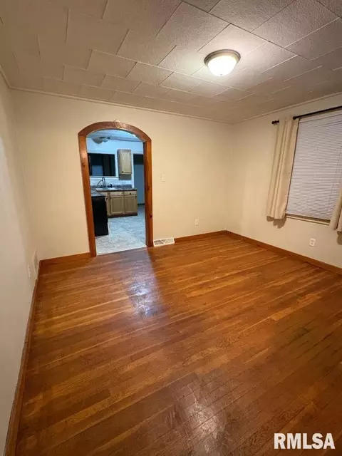 Other - 2267 Cincinnati Ave, Grandview, IL 62702 photo 4 of 13