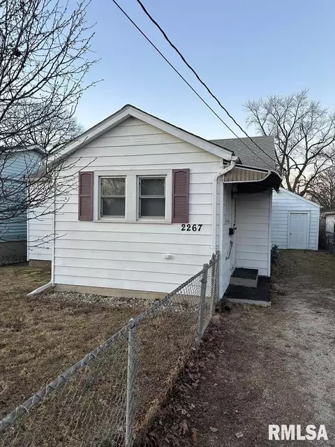 2267 Cincinnati Ave, Grandview, IL 62702