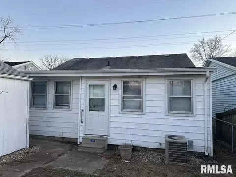 Other - 2267 Cincinnati Ave, Grandview, IL 62702 photo 9 of 13