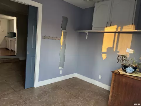 1800 E Stanford Ave, Springfield, IL 62703 photo 10