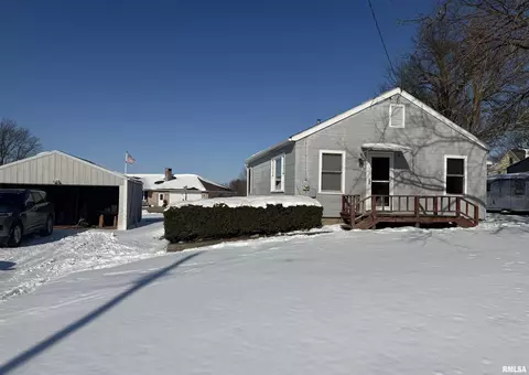 Other - 219 E Mulberry St, Mendon, IL 62351 photo 2 of 8