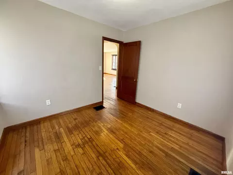 Bedroom - 219 E Mulberry St, Mendon, IL 62351 photo 3 of 3