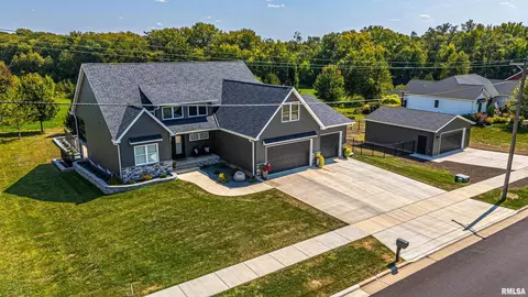 1412 N Union St, Lincoln, IL 62656