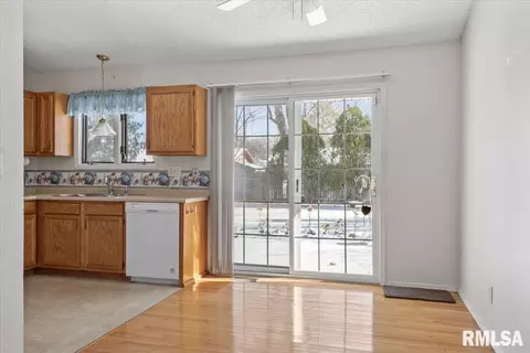 Other - 216 N Durkin Dr, Springfield, IL 62702 photo 2 of 4