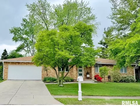 2518 Lindsay Rd, Springfield, IL 62704