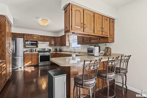 3466 Radford Rd, Springfield, IL 62707 photo 9