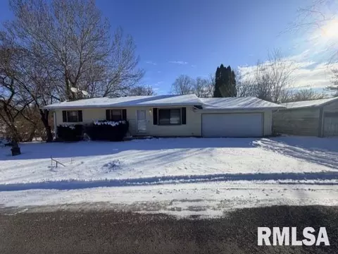 836 Kamm Rd, Springfield, IL 62707