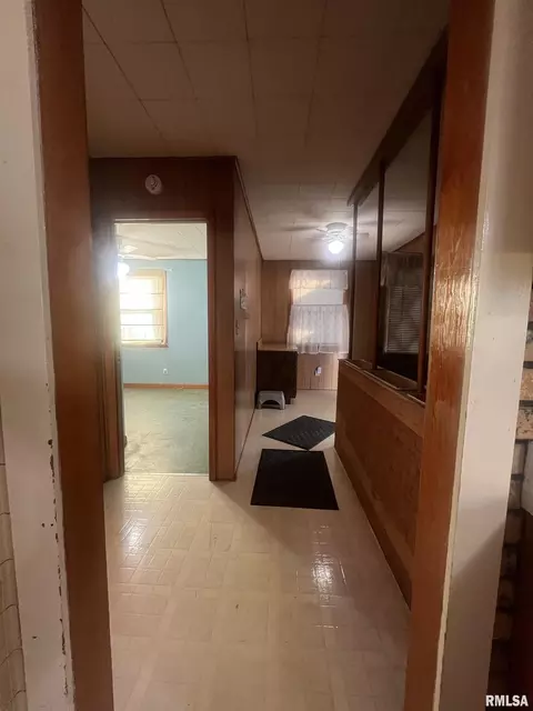 Entry Way - 1942 S 11th St, Springfield, IL 62703 photo 1 of 2