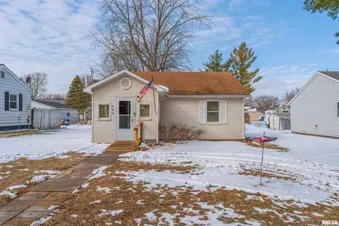 405 NE 3rd St, Atlanta, IL 61723