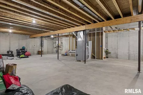 Other - 2813 Richardson Dr, Springfield, IL 62711 photo 15 of 17