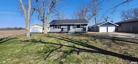 6848 Lake Service Rd, Rochester, IL 62563