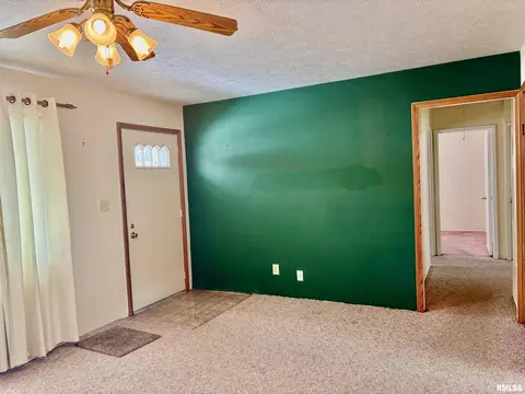 6 Ridge Ct, Springfield, IL 62703 photo 4