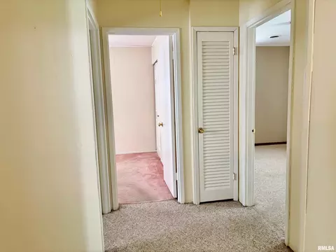 6 Ridge Ct, Springfield, IL 62703 photo 5