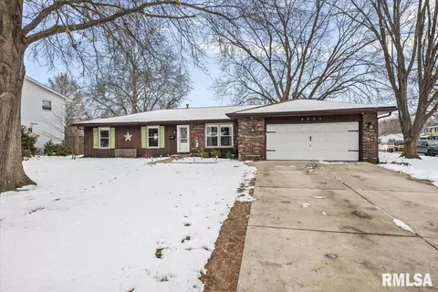 3304 Ellendale Dr, Springfield, IL 62704