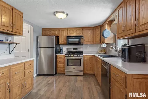 3304 Ellendale Dr, Springfield, IL 62704 photo 11