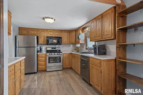 3304 Ellendale Dr, Springfield, IL 62704 photo 10