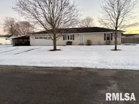 121 Walnut St, Kincaid, IL 62540