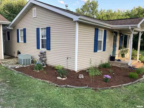 Other - 4140 Selfick Ln, Springfield, IL 62702 photo 2 of 14
