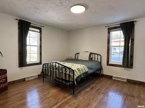 Bedroom - 4140 Selfick Ln, Springfield, IL 62702 photo 3 of 5