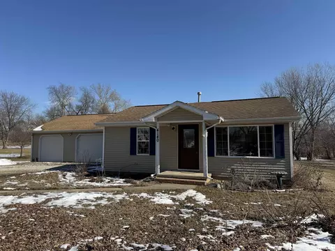 Exterior - 4140 Selfick Ln, Springfield, IL 62702 photo 3 of 11