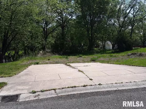 3 Dean Park Rd, Springfield, IL 62707 photo 4