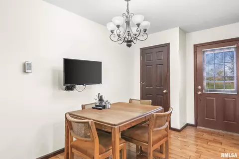 7713 W Outer Rd, Sherman, IL 62684 photo 12