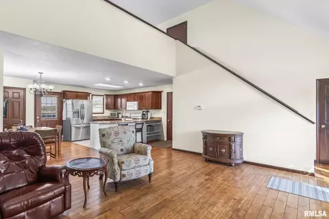 7713 W Outer Rd, Sherman, IL 62684 photo 6