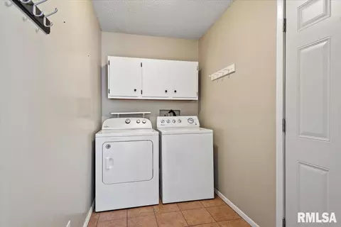 Other - 14077 Saint Joseph Rd, Athens, IL 62613 photo 11 of 13