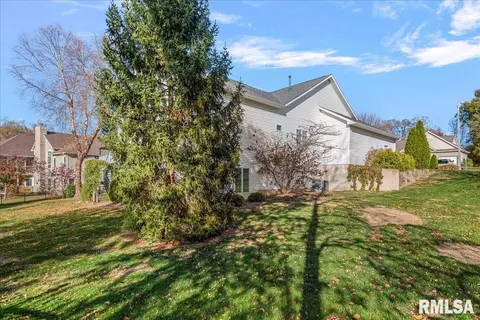Exterior - 6209 Mackenzie Pl, Springfield, IL 62711 photo 8 of 13
