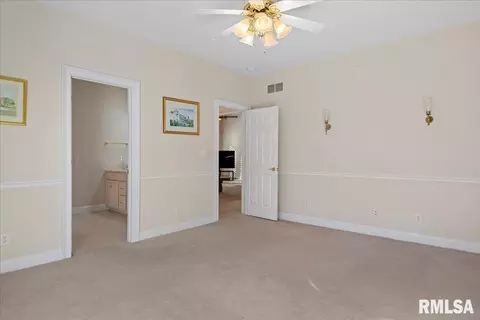 Bedroom - 6209 Mackenzie Pl, Springfield, IL 62711 photo 9 of 11