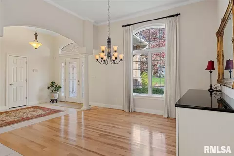 Entry Way - 6209 Mackenzie Pl, Springfield, IL 62711 photo 8 of 13