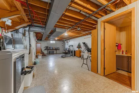 Other - 194 Timber Ln, Mount Pulaski, IL 62548 photo 8 of 10