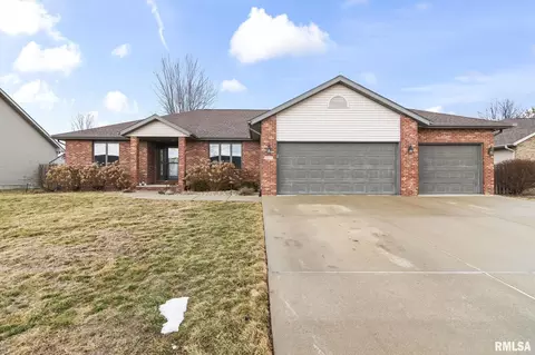 5217 Manhattan Dr, Springfield, IL 62711 photo 3