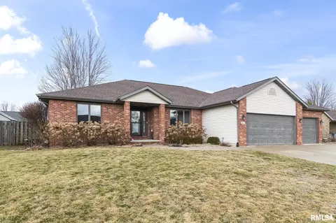 5217 Manhattan Dr, Springfield, IL 62711 photo 2