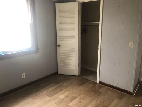 Bedroom - 2800 E Keys Ave, Springfield, IL 62702 photo 3 of 5