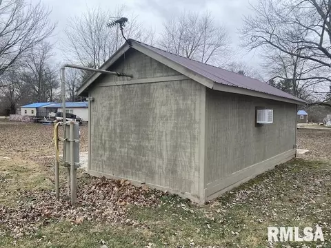 408 N Toledo St, Martinsville, IL 62442 photo 7