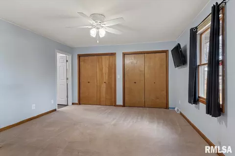 Bedroom - 617 E Chestnut St, Chatham, IL 62629 photo 3 of 9