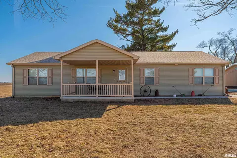 31651 West Ave, Middletown, IL 62666