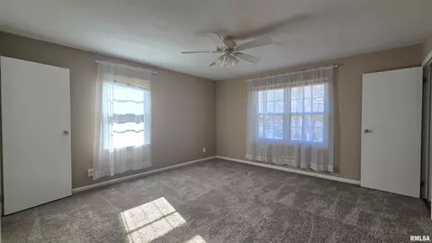 Bedroom - 1736-1740 S Park Ave, Springfield, IL 62704 photo 1 of 4