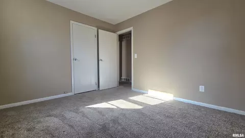 Bedroom - 1736-1740 S Park Ave, Springfield, IL 62704 photo 4 of 4