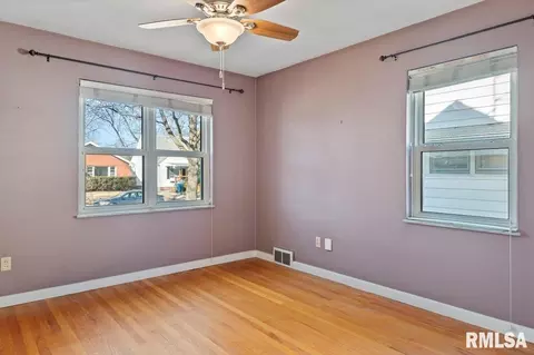 2104 N 6th St, Springfield, IL 62702 photo 15