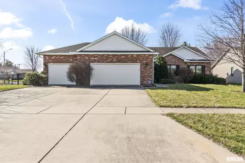 3500 Sandwood Dr, Springfield, IL 62711