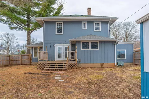 525 N Vine St, Mount Pulaski, IL 62548 photo 34