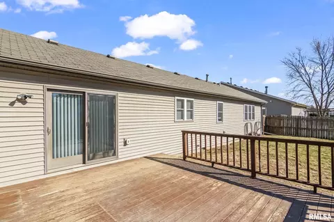 Exterior - 2632 Steiler Pl, Springfield, IL 62703 photo 4 of 8